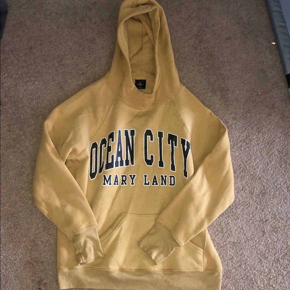 dh NEW YORK Yellow Graphic Ocean City Maryland Hoodie